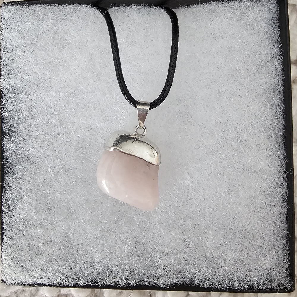 Simplistic Rose Quartz Pendant Set In Silver